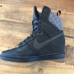Nike Dunk Sky Hi Womens Sneakerboots